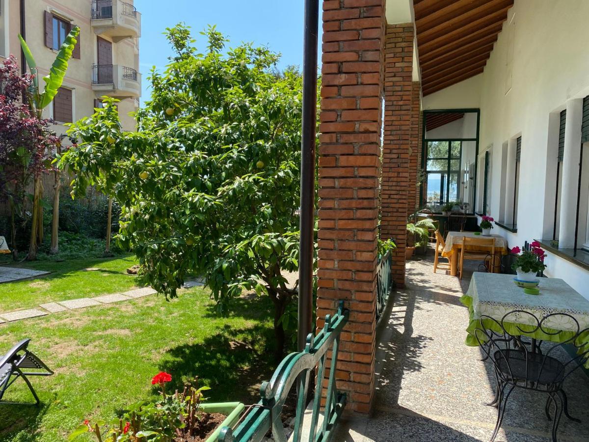 Casa Vacanze Gabbianella Villa Con Giardino Lungolago Maderno Toscolano Maderno Exteriör bild